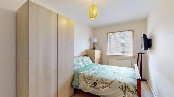 Images for Aplin Way, Isleworth EAID:ajmanserapi BID:1