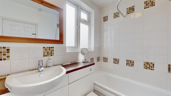 Images for Woodlands Road, Isleworth EAID:ajmanserapi BID:1