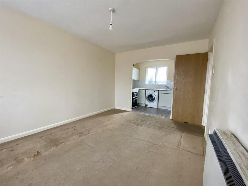 Images for Berry Court, Raglan Close EAID:ajmanserapi BID:1