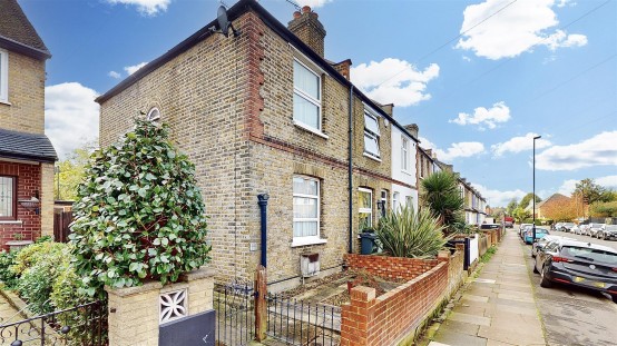 Images for Worton Road, Isleworth EAID:ajmanserapi BID:1