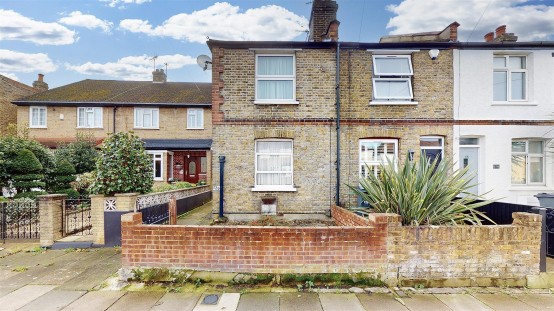 Images for Worton Road, Isleworth EAID:ajmanserapi BID:1