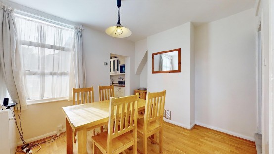 Images for Worton Road, Isleworth EAID:ajmanserapi BID:1