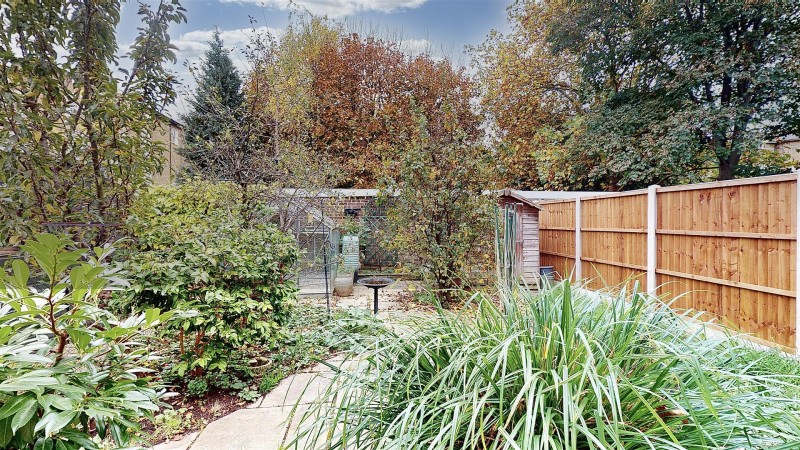 Images for Weston Gardens, Isleworth EAID:ajmanserapi BID:1