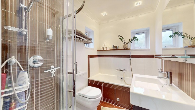 Images for Linkfield Road, Isleworth EAID:ajmanserapi BID:1