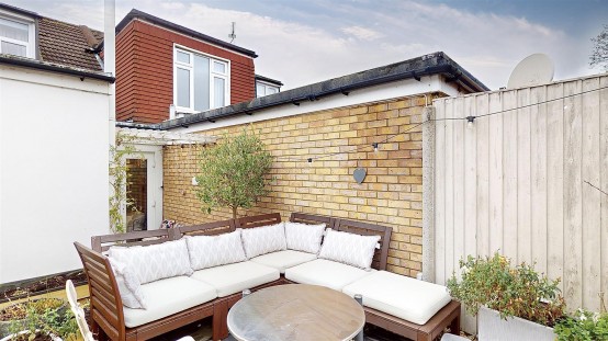 Images for Linkfield Road, Isleworth EAID:ajmanserapi BID:1
