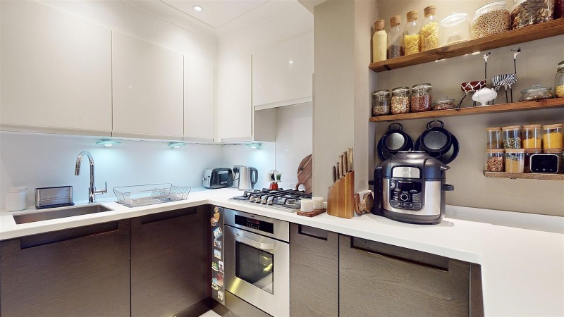 Images for Linkfield Road, Isleworth EAID:ajmanserapi BID:1