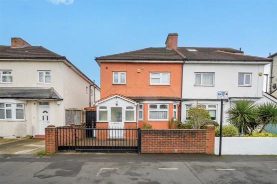 Images for Maswell Park Crescent, Hounslow EAID:ajmanserapi BID:2
