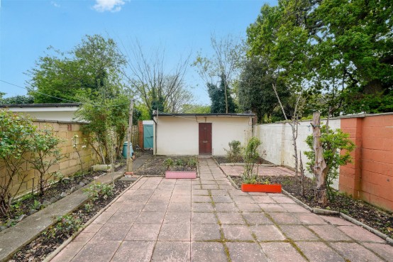 Images for Maswell Park Crescent, Hounslow EAID:ajmanserapi BID:2