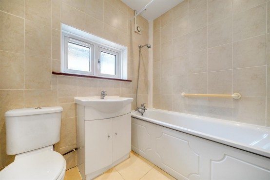 Images for Maswell Park Crescent, Hounslow EAID:ajmanserapi BID:2