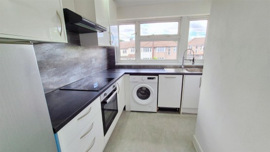 Images for Warren Road, Twickenham EAID:ajmanserapi BID:2