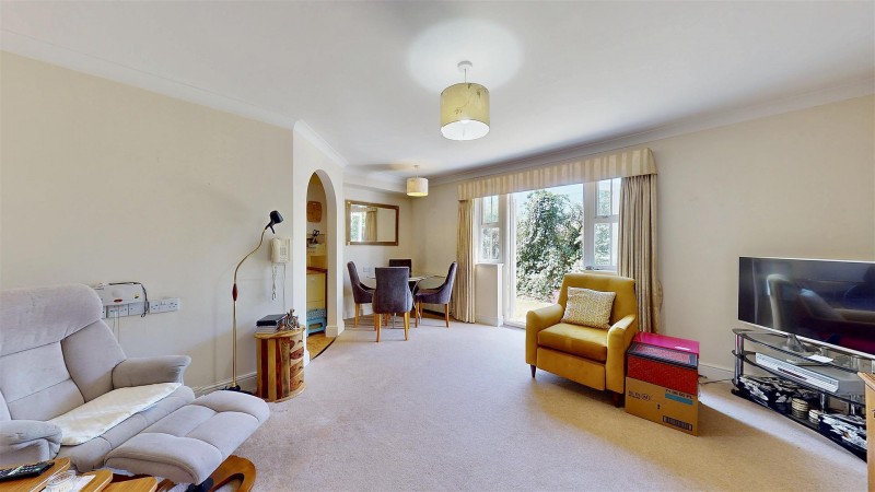 Images for Draper Close, Isleworth EAID:ajmanserapi BID:1