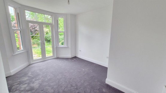 Images for Thornbury Road, Isleworth EAID:ajmanserapi BID:2