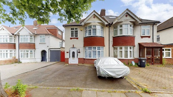 Images for Oaklands Avenue, Isleworth EAID:ajmanserapi BID:1