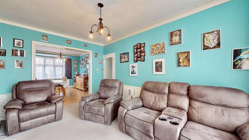 Images for Oaklands Avenue, Isleworth EAID:ajmanserapi BID:1