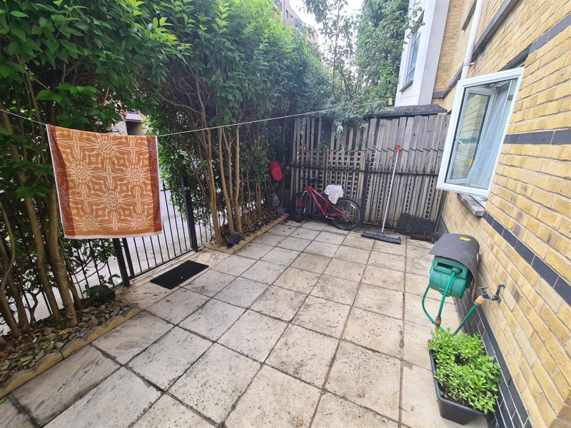 Images for Alexandra Road, Hounslow EAID:ajmanserapi BID:1