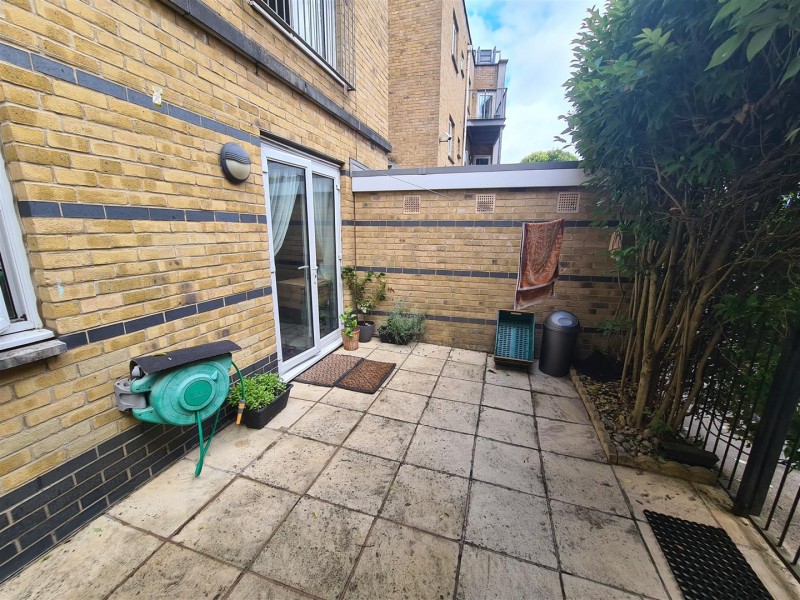 Images for Alexandra Road, Hounslow EAID:ajmanserapi BID:1
