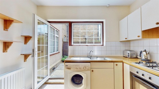 Images for Nottingham Road, Isleworth EAID:ajmanserapi BID:1