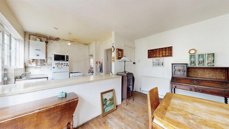 Images for Sutton Square, Hounslow EAID:ajmanserapi BID:1