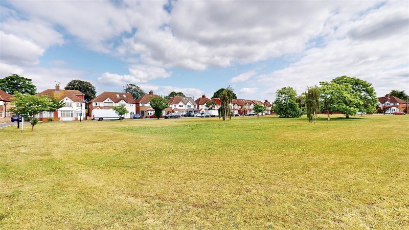 Images for Sutton Square, Hounslow EAID:ajmanserapi BID:1
