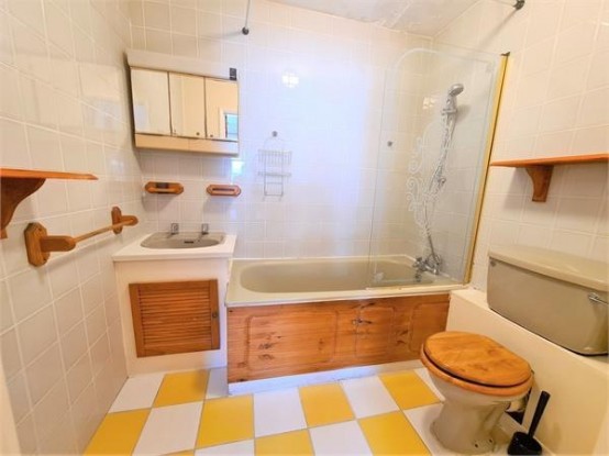 Images for DENTON COURT, 1A AVENUE ROAD, ISLEWORTH EAID:ajmanserapi BID:2