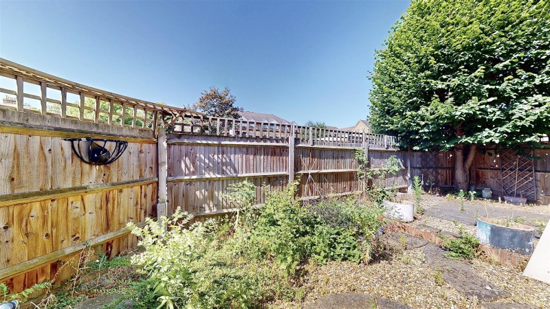 Images for Thornbury Road, Isleworth EAID:ajmanserapi BID:1