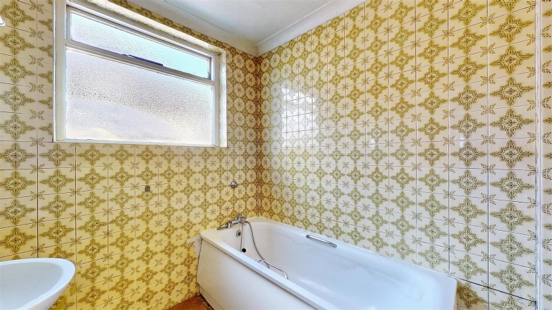 Images for Harewood Road, Isleworth EAID:ajmanserapi BID:1