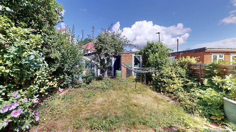 Images for Heath Road, HOUNSLOW EAID:ajmanserapi BID:1