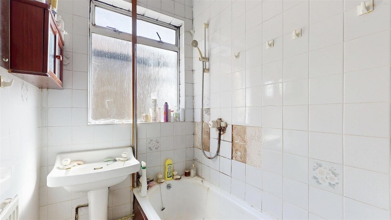 Images for Heath Road, HOUNSLOW EAID:ajmanserapi BID:1