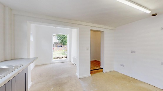 Images for Linkfield Road, Isleworth EAID:ajmanserapi BID:1