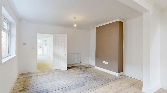 Images for Linkfield Road, Isleworth EAID:ajmanserapi BID:1