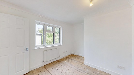 Images for Linkfield Road, Isleworth EAID:ajmanserapi BID:1