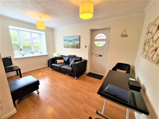 Images for Christabel Close, Isleworth EAID:ajmanserapi BID:2