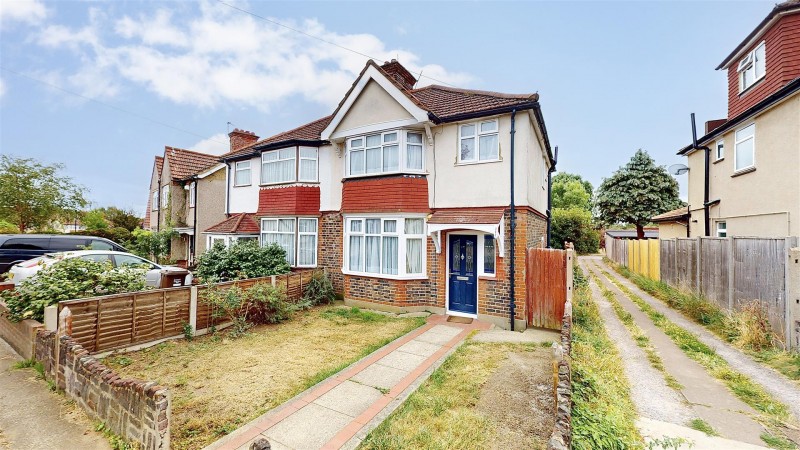 Images for Woodland Gardens, Isleworth EAID:ajmanserapi BID:1