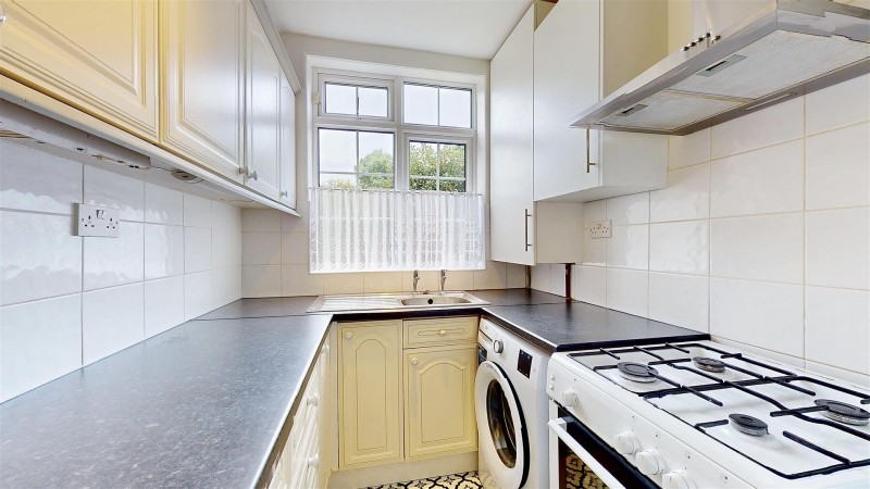 Images for Woodland Gardens, Isleworth EAID:ajmanserapi BID:1