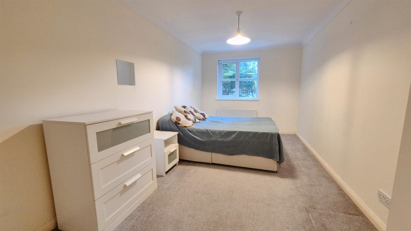 Images for Braddock Close, Isleworth EAID:ajmanserapi BID:1