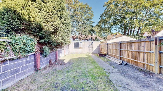 Images for Sidmouth Avenue, Isleworth EAID:ajmanserapi BID:1