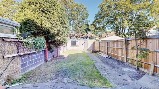 Images for Sidmouth Avenue, Isleworth EAID:ajmanserapi BID:1