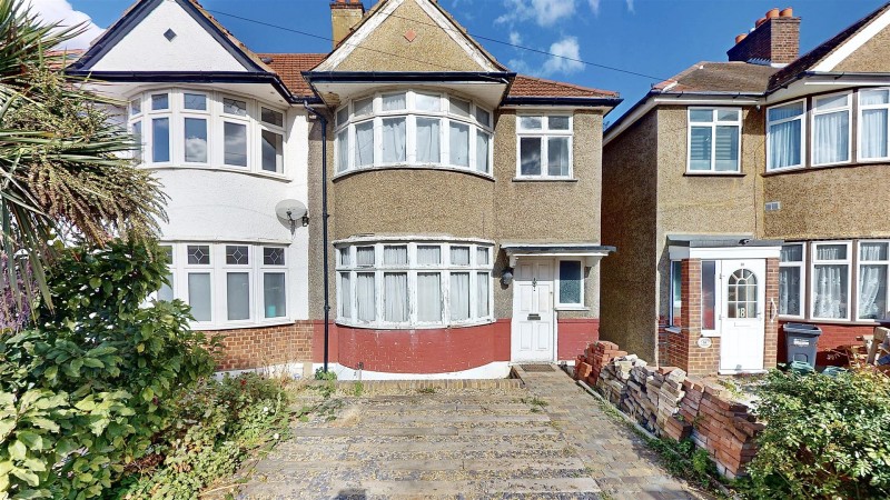 Images for Sidmouth Avenue, Isleworth EAID:ajmanserapi BID:1