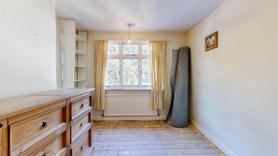 Images for Sidmouth Avenue, Isleworth EAID:ajmanserapi BID:1