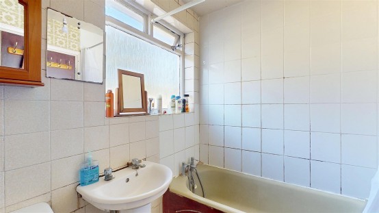 Images for Sidmouth Avenue, Isleworth EAID:ajmanserapi BID:1