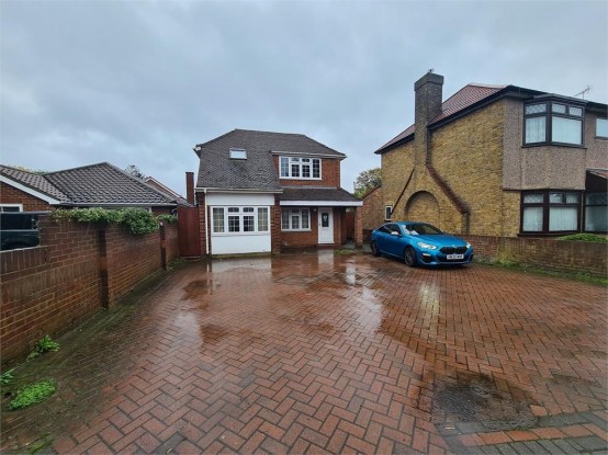 Images for Wellington Road North, Hounslow EAID:ajmanserapi BID:2