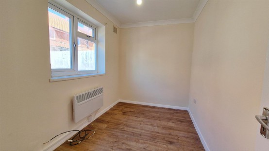 Images for Elmdon Road, Hounslow EAID:ajmanserapi BID:2