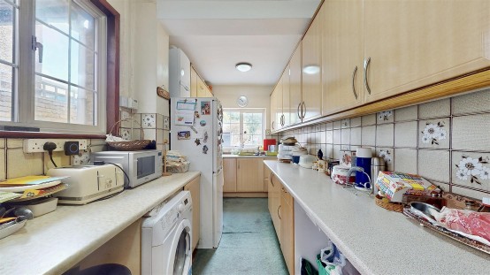 Images for Bath Road, Hounslow EAID:ajmanserapi BID:1