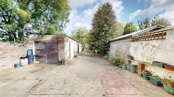 Images for Bath Road, Hounslow EAID:ajmanserapi BID:1