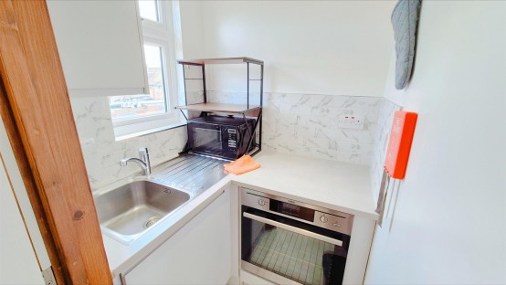 Images for Room 4 Taunton Avenue, Hounslow EAID:ajmanserapi BID:1