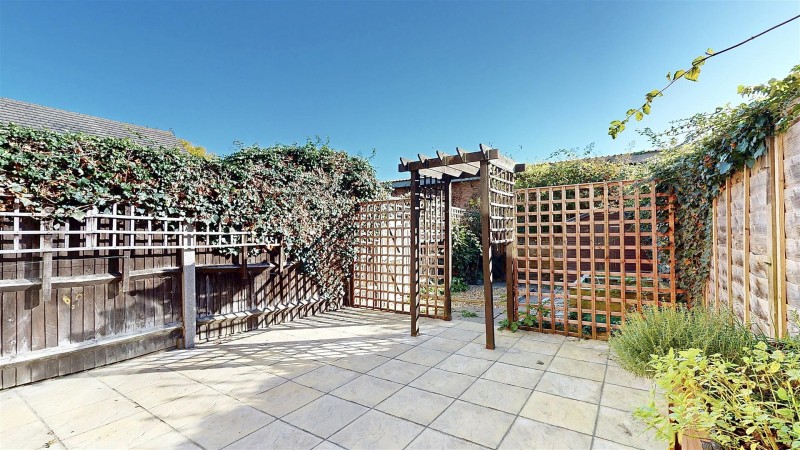 Images for Percheron Close, Isleworth EAID:ajmanserapi BID:1