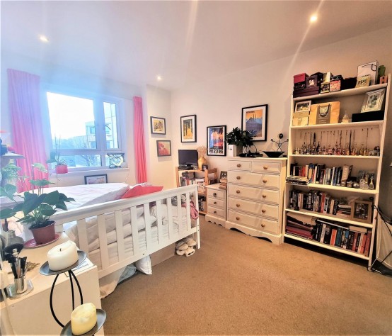 Images for Grove House, 76 Sidmouth Avenue EAID:ajmanserapi BID:2