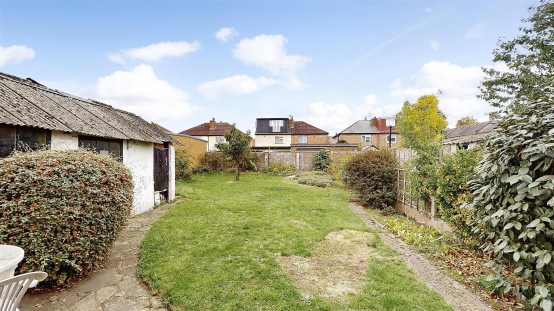Images for Pears Road, Hounslow EAID:ajmanserapi BID:1