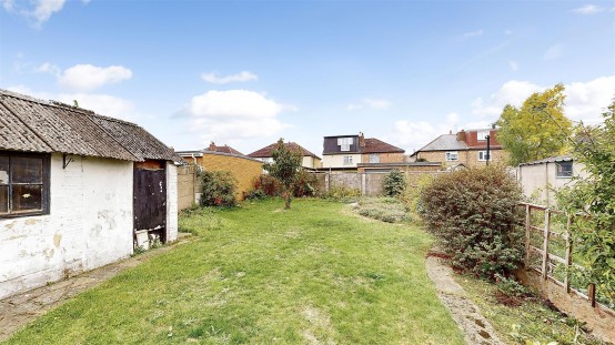 Images for Pears Road, Hounslow EAID:ajmanserapi BID:1