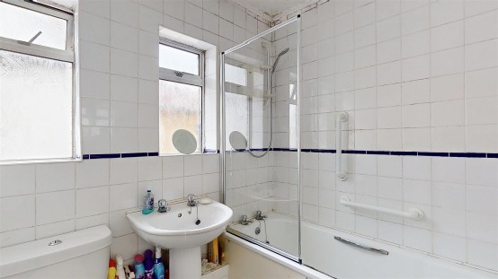 Images for Pears Road, Hounslow EAID:ajmanserapi BID:1